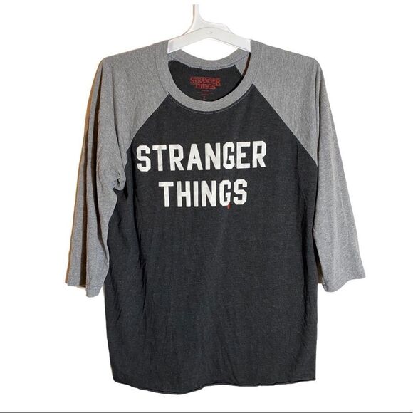 Stranger Things T-Shirt - Picture 1 of 6